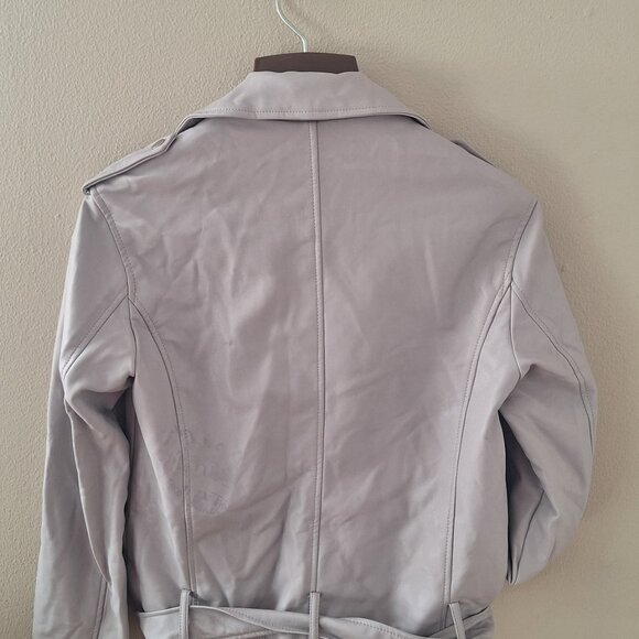 Forever 21 Soft Gray Cropped Asymmetrical Zip Moto Jacket Faux leather Size S - Picture 2 of 7
